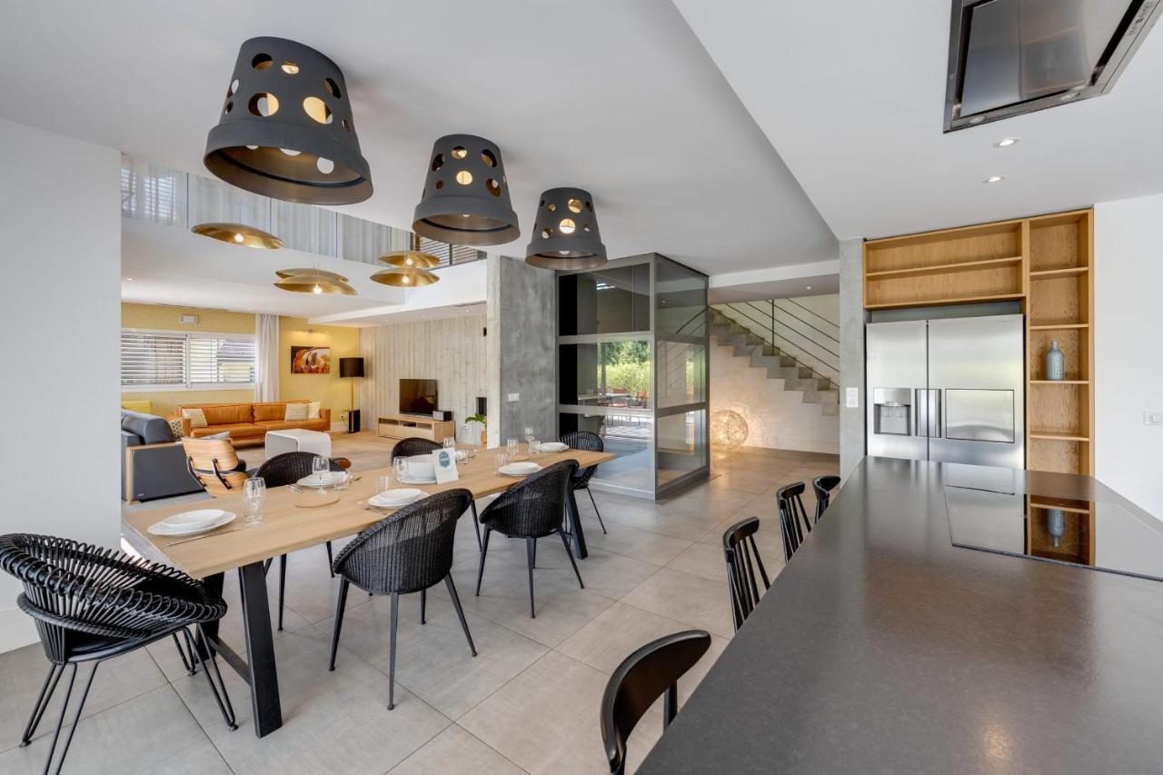 Le Kube - Appartements De Prestige Au Centre D'Анси Екстериор снимка